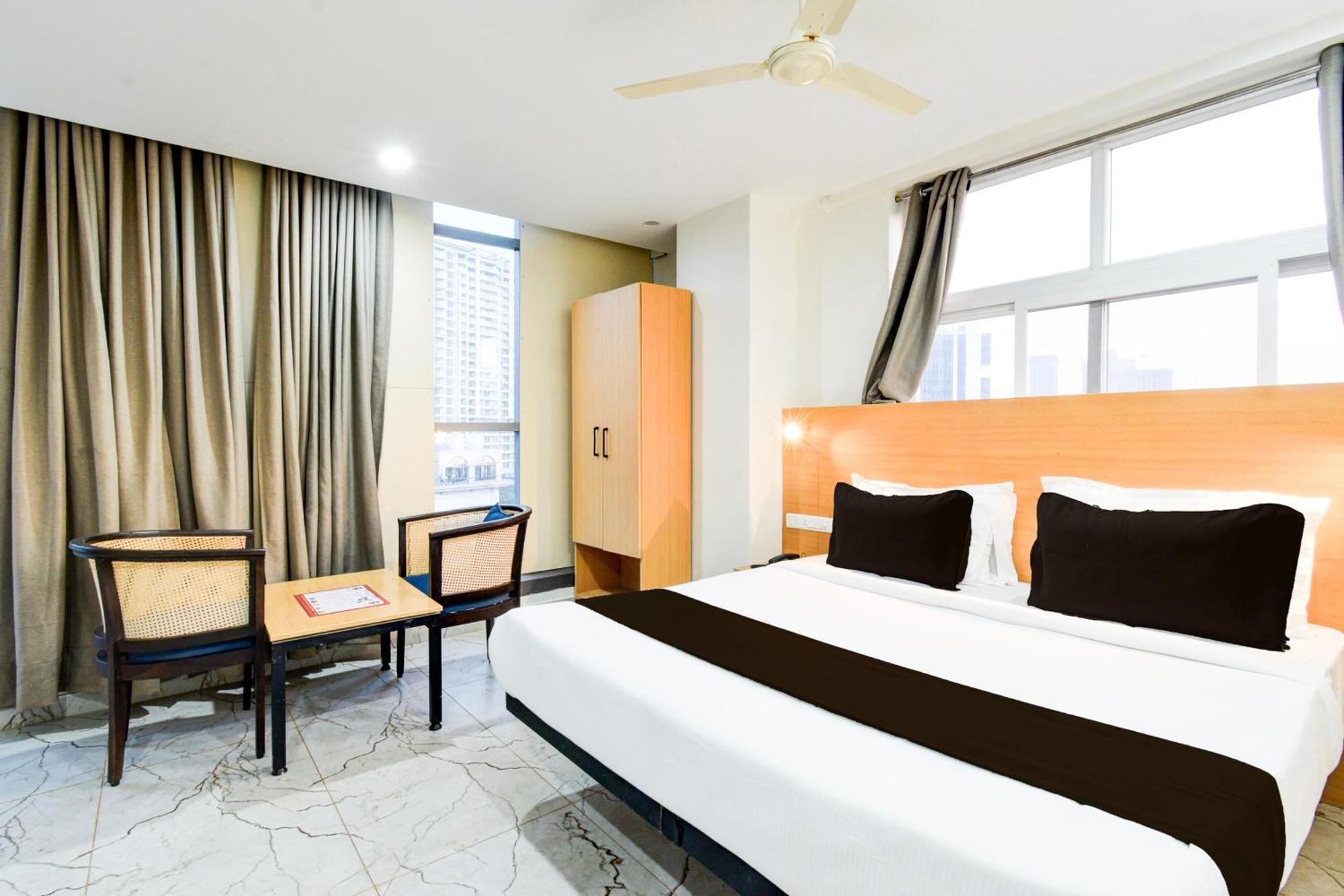 Super Townhouse Unnam Hotels Backside Of Tabala Rasa Pub, Financial District Hyderabad Luaran gambar