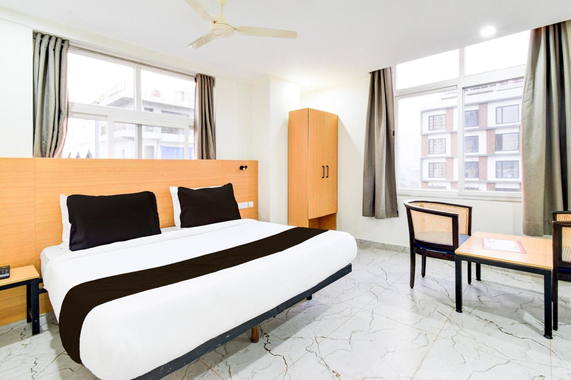 Super Townhouse Unnam Hotels Backside Of Tabala Rasa Pub, Financial District Hyderabad Luaran gambar